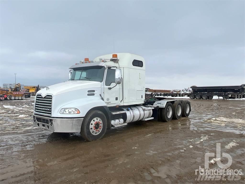Mack CXU614 Trækkere