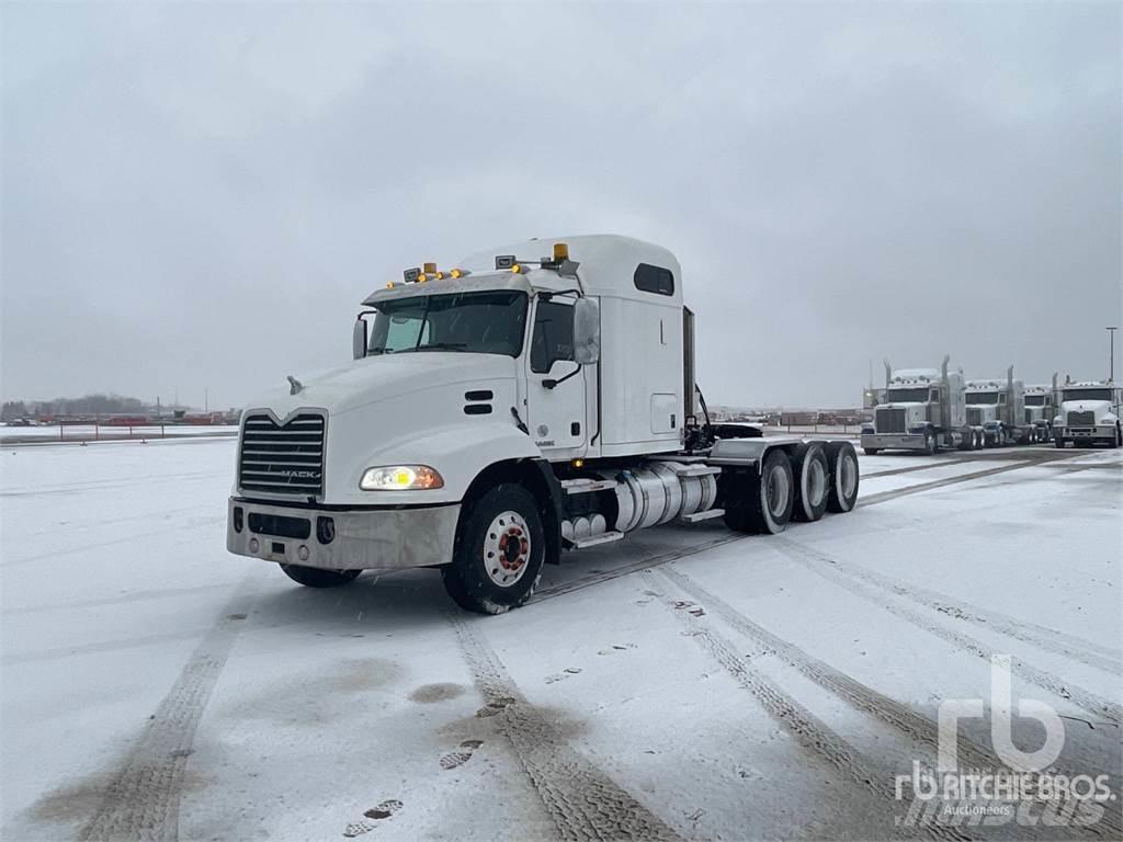 Mack CXU614 Trækkere