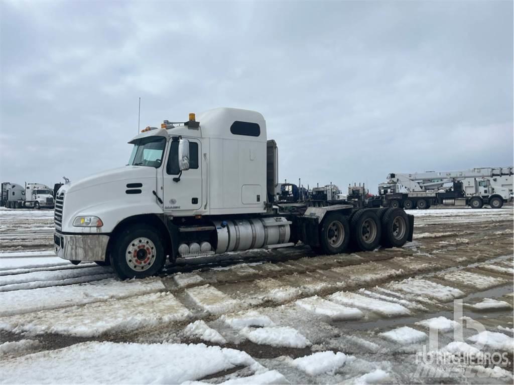 Mack CXU614 Trækkere
