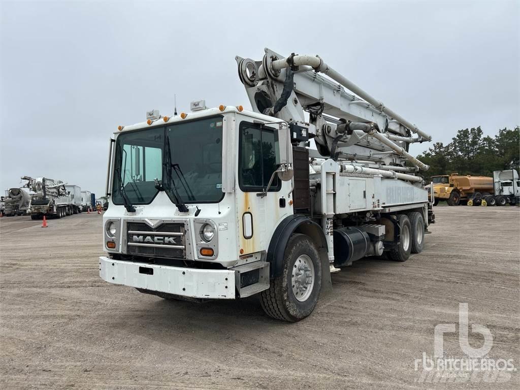 Mack MRU613 Betonbiler