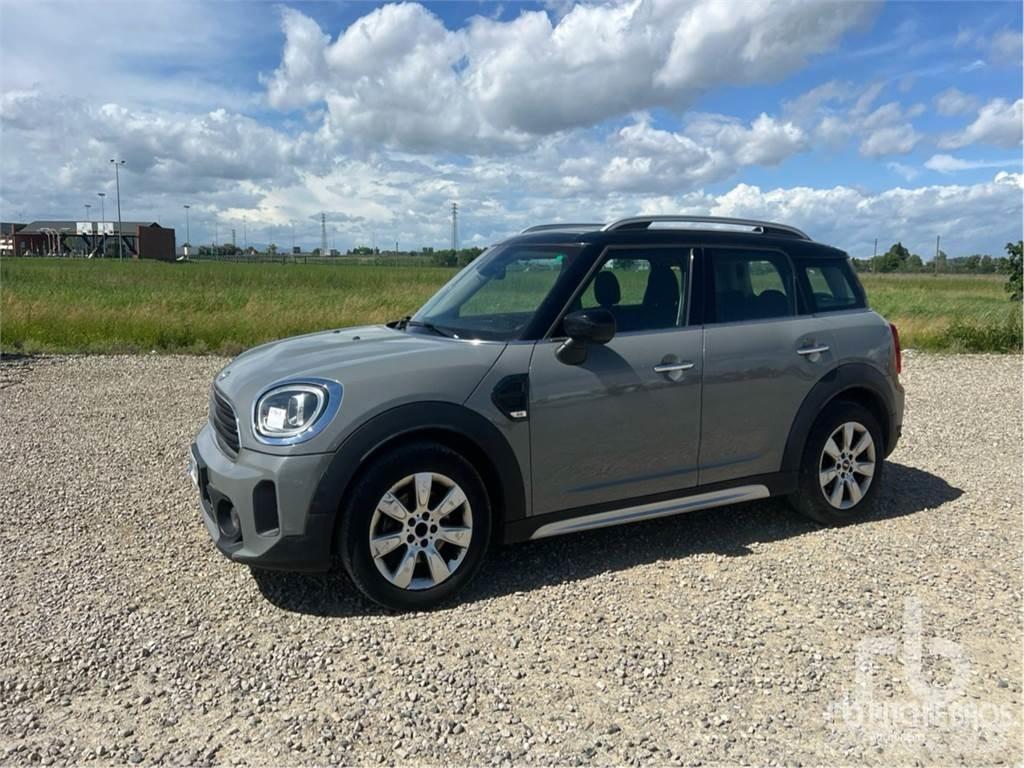 Mini COUNTRYMAN Biler