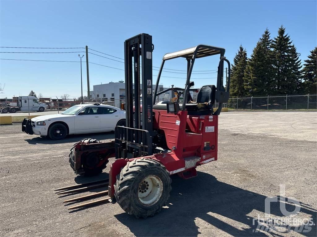 Moffett M55 Terrængående gaffeltruck
