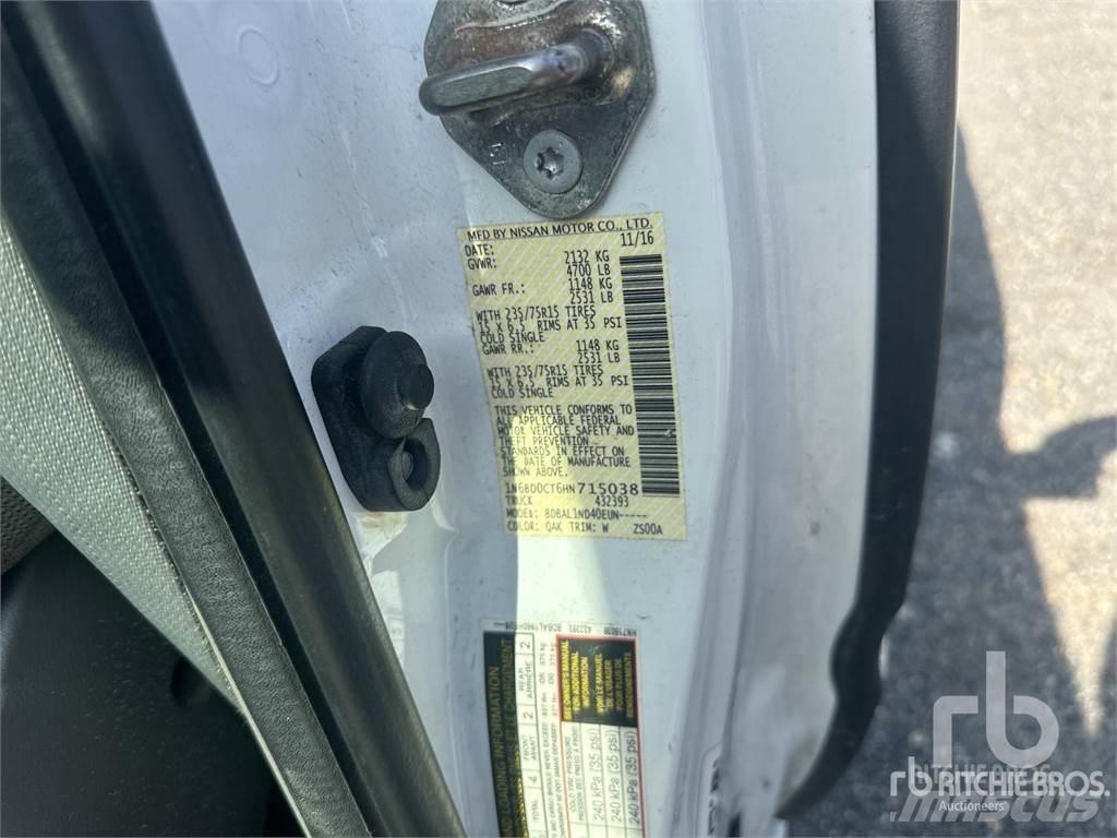 Nissan FRONTIER Pickup/Sideaflæsning