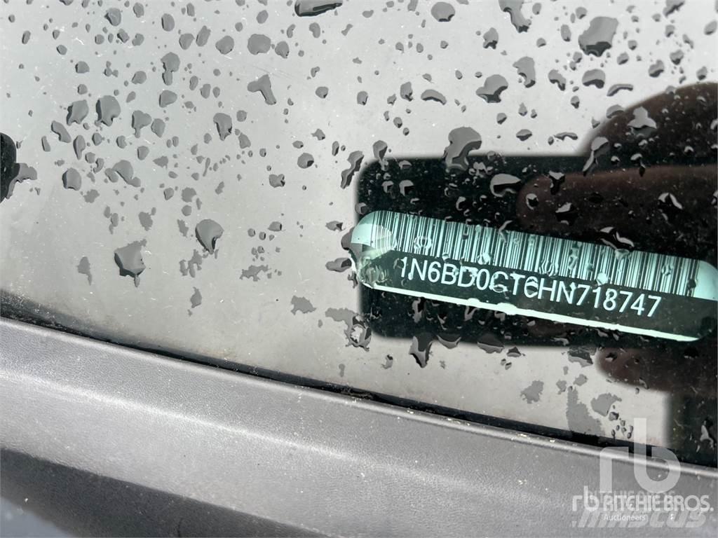Nissan FRONTIER Pickup/Sideaflæsning