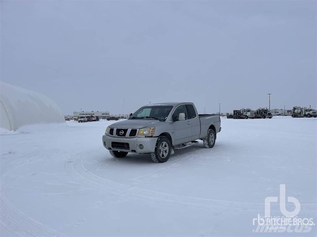 Nissan TITAN Pickup/Sideaflæsning