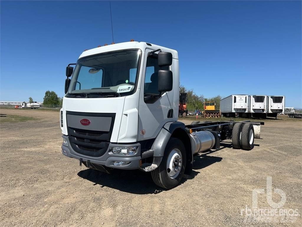 Peterbilt 220 Chassis