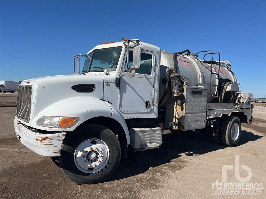 Peterbilt 335 Slamsuger