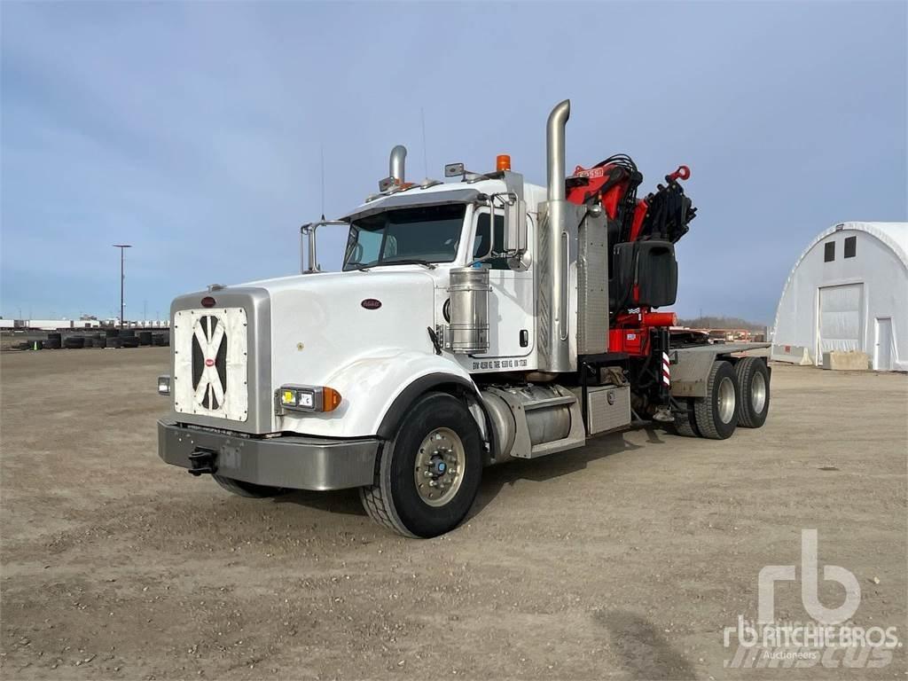 Peterbilt 367 Lastbil med kran