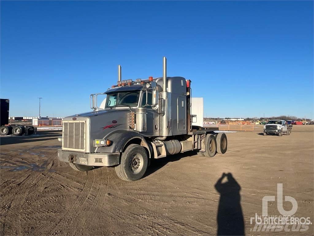 Peterbilt 378 Flatbed lastbiler med spil