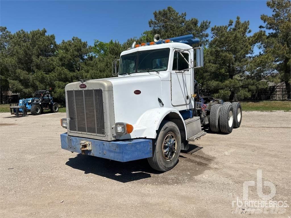 Peterbilt 378 Flatbed lastbiler med spil