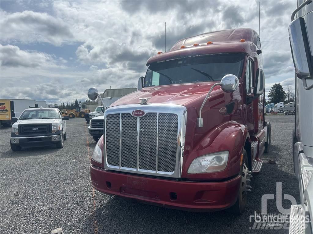 Peterbilt 587 Trækkere