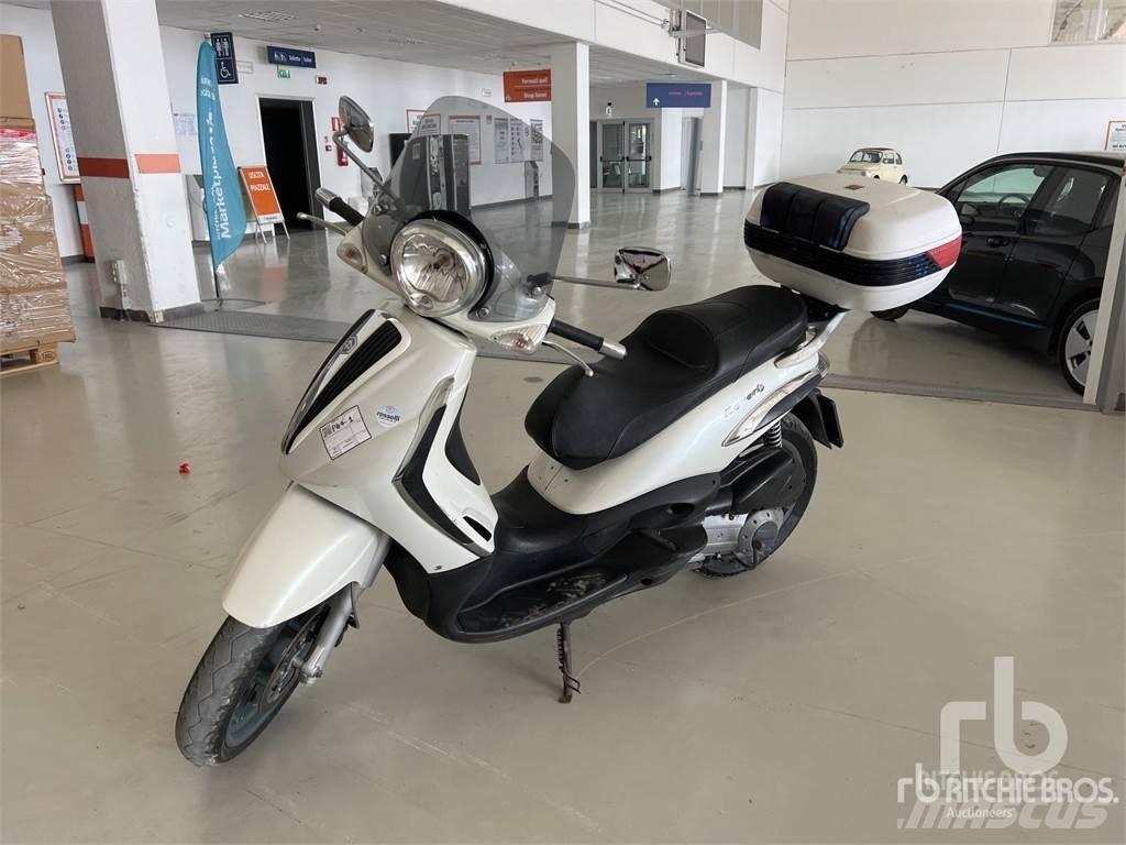 Piaggio BEVERLY Biler