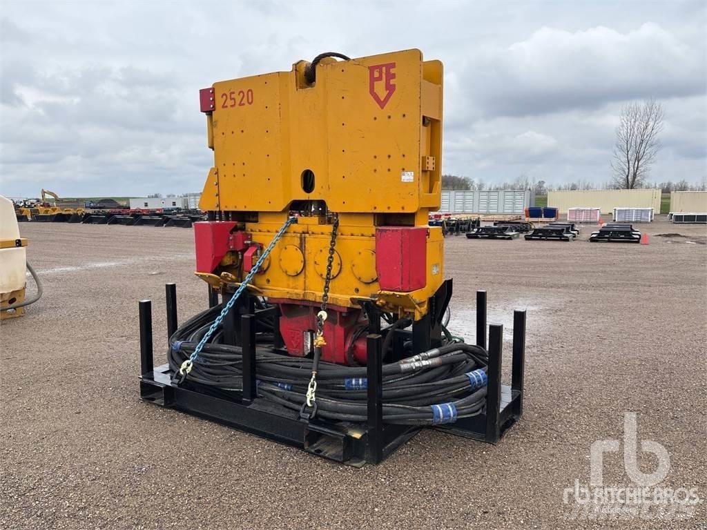 PVE 2520 Hydrauliske pælehammere