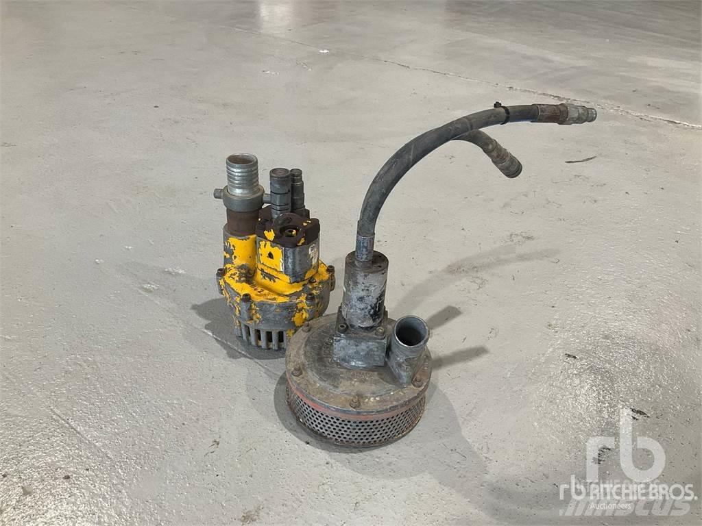  Quantity of (3) Vandpumper