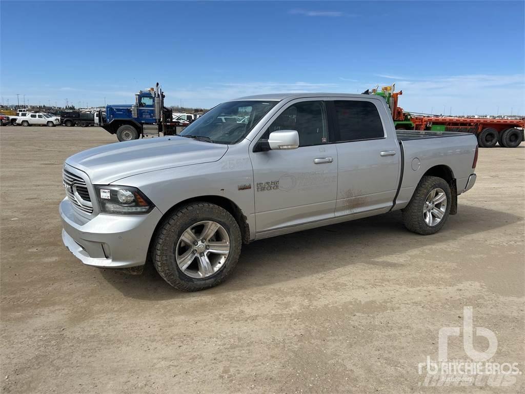 RAM 1500 Pickup/Sideaflæsning