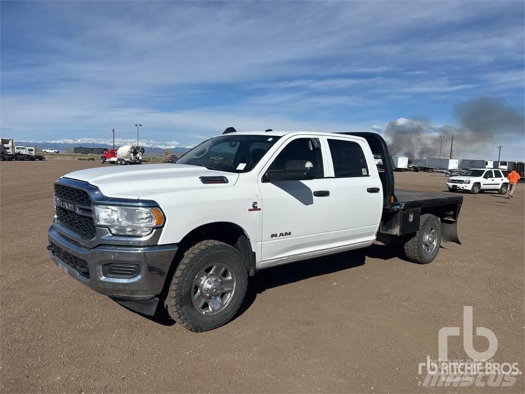 RAM 1500 Lastbil med lad/Flatbed