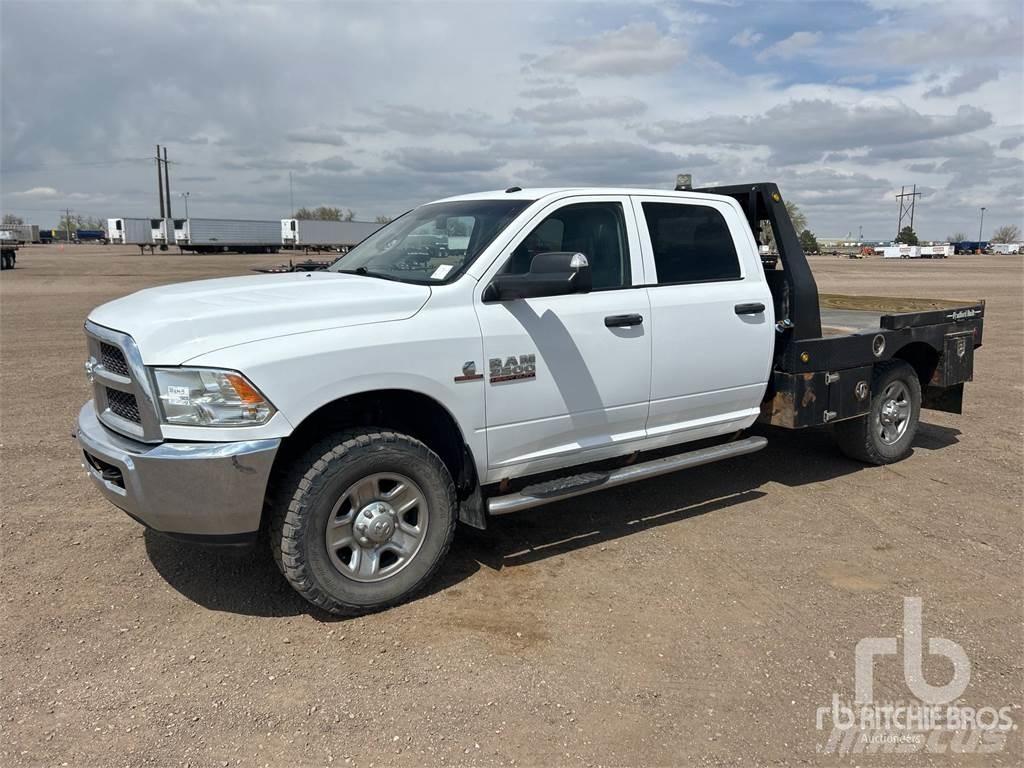 RAM 2500 Lastbil med lad/Flatbed