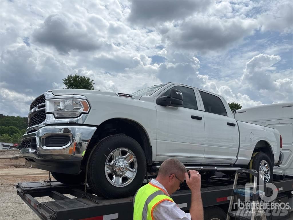 RAM 2500 Pickup/Sideaflæsning