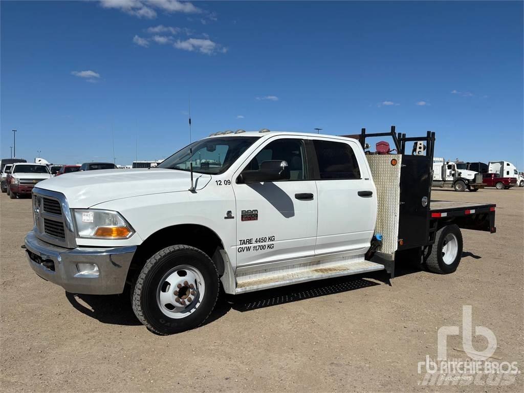 RAM 3500 Lastbil med lad/Flatbed