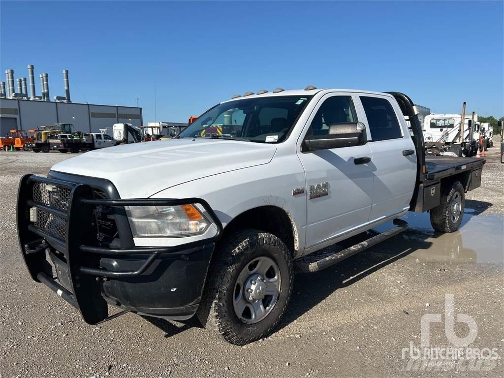 RAM 3500 Lastbil med lad/Flatbed
