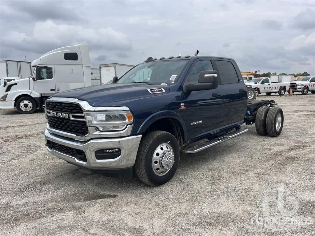 RAM 3500 Chassis