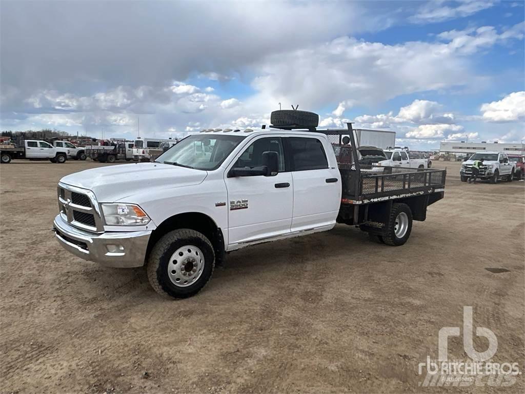 RAM 3500 Lastbil med lad/Flatbed