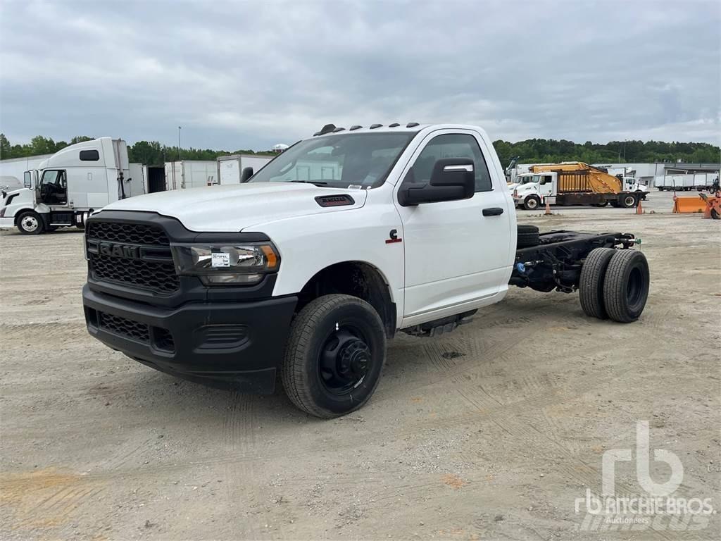 RAM 3500 Chassis