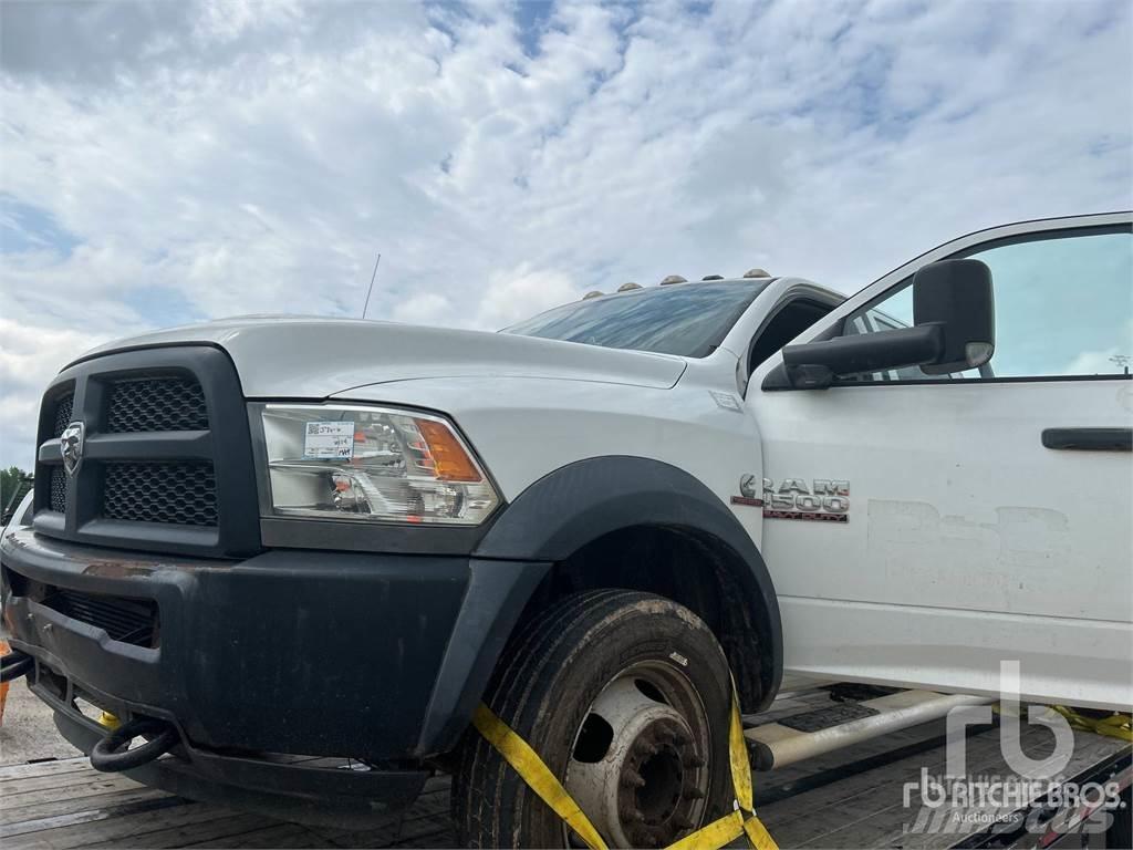 RAM 4500 Lastbil med lad/Flatbed