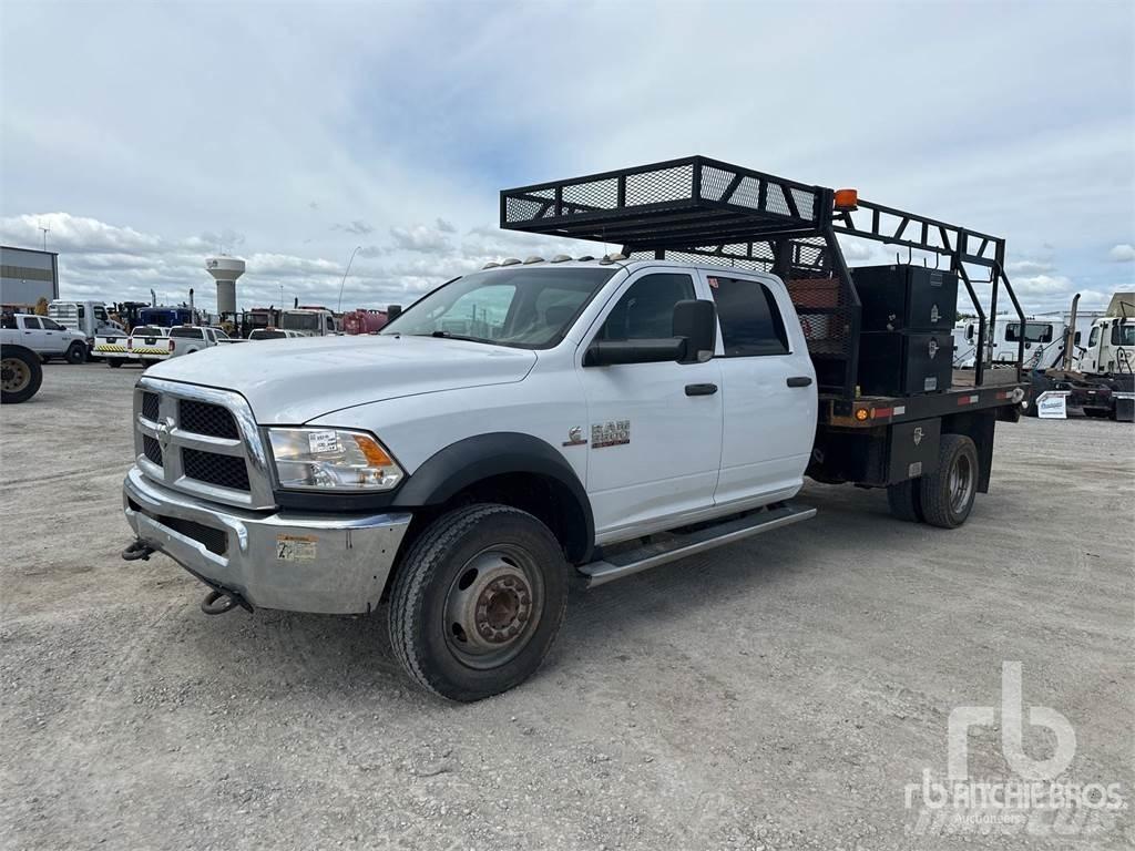 RAM 5500 Lastbil med lad/Flatbed