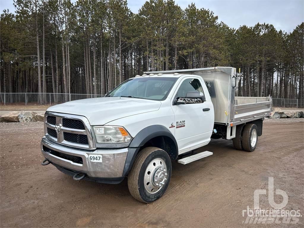 RAM 5500 Lastbiler med tip