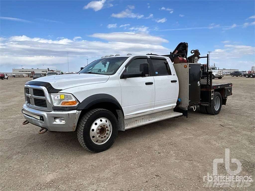 RAM 5500 Lastbil med kran