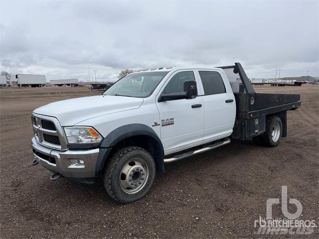 RAM 5500 Lastbil med lad/Flatbed