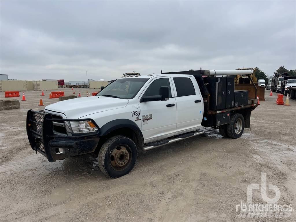 RAM 5500 Lastbil med lad/Flatbed