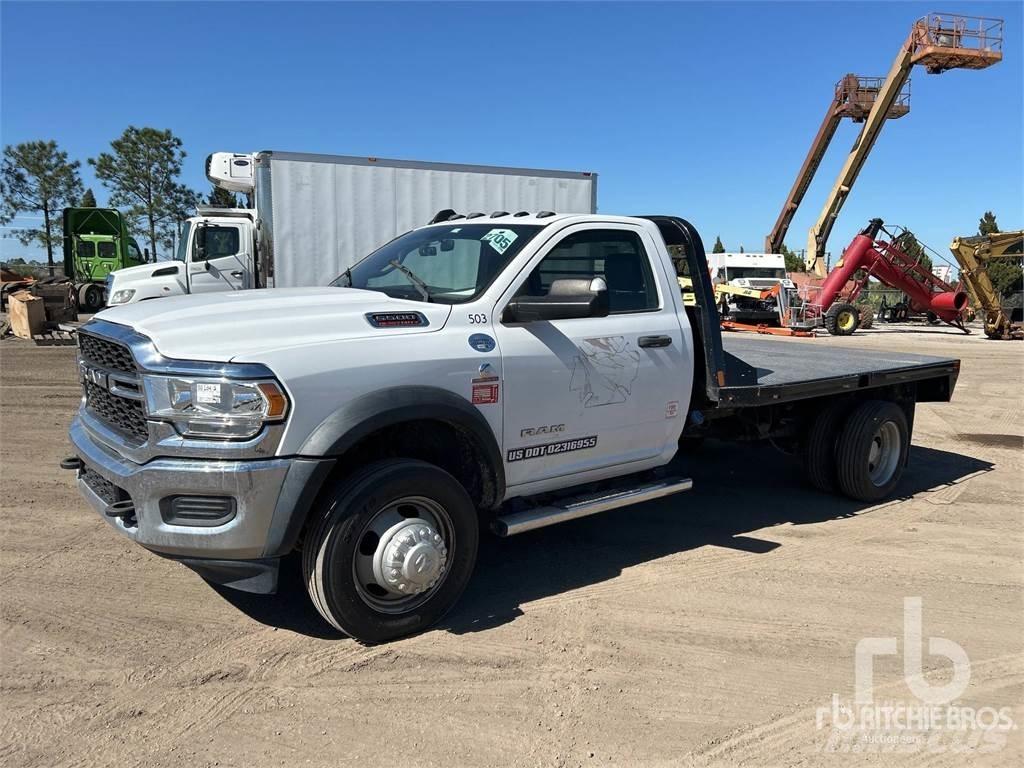 RAM 5500HD Lastbil med lad/Flatbed