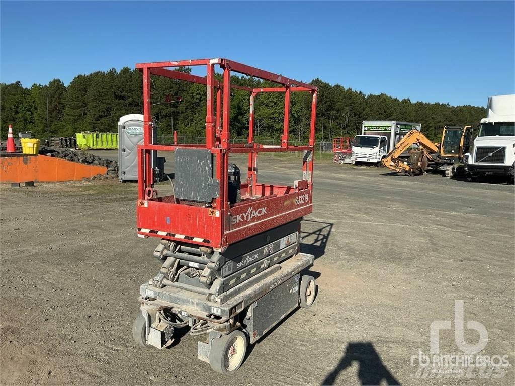 SkyJack SJ3219 Saxlifte