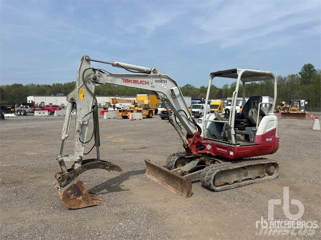 Takeuchi TB240 Minigravemaskiner