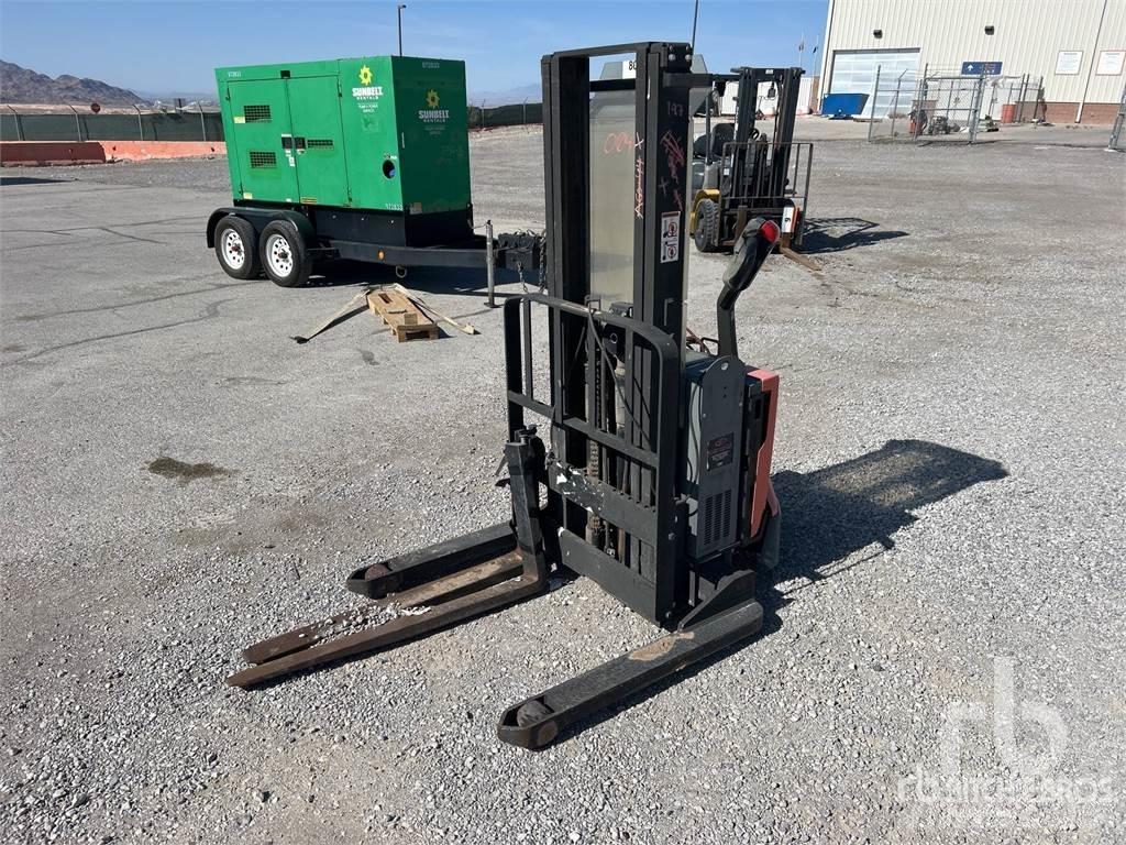 Toyota 8BWS13 Pallestativer