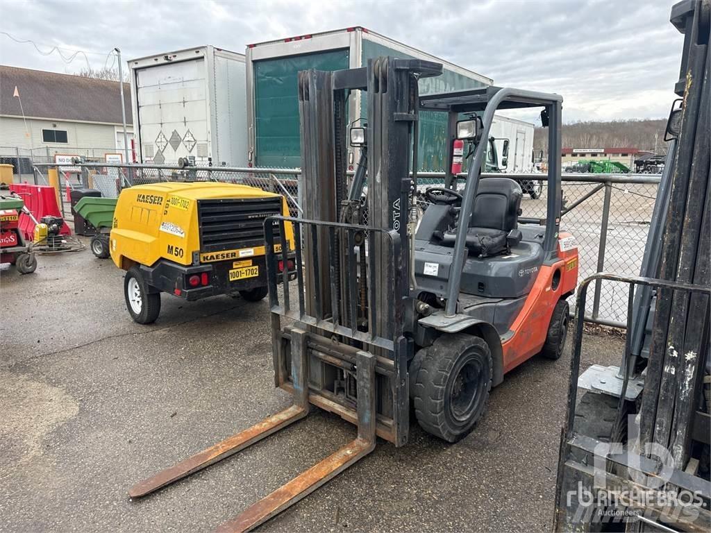 Toyota 8FGU25 Diesel gaffeltrucks