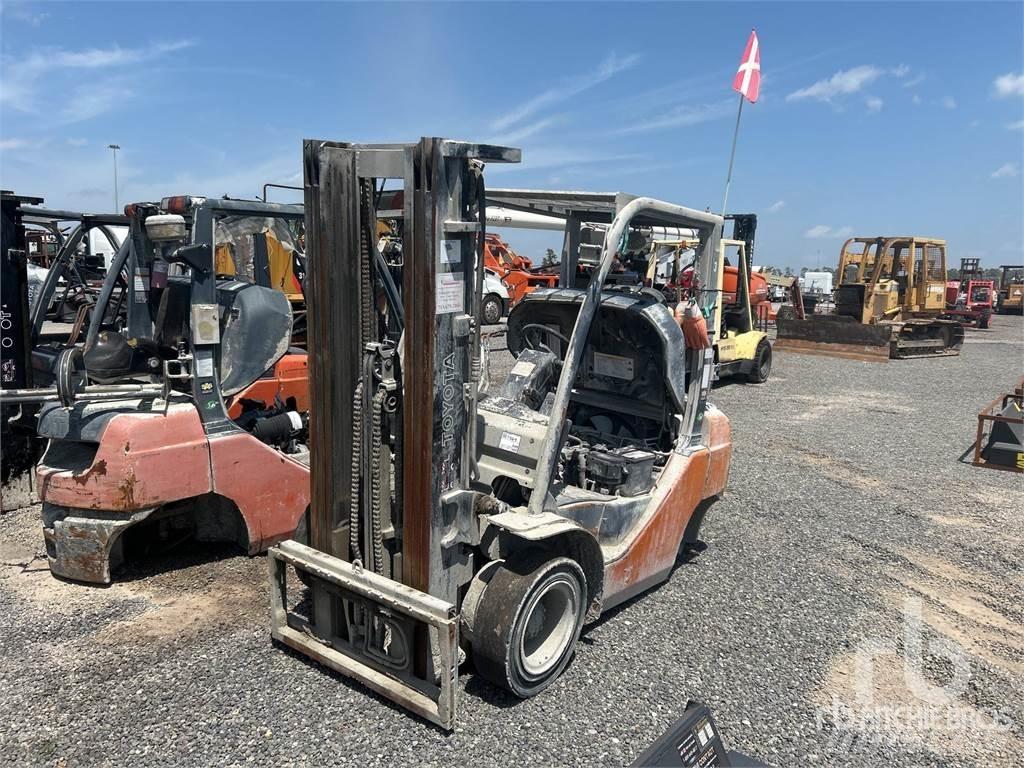 Toyota 8FGU25 Diesel gaffeltrucks