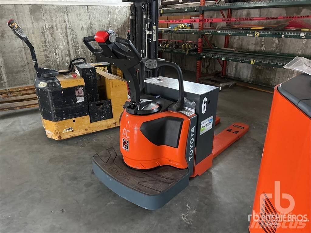 Toyota 8HBE30 Pallestativer