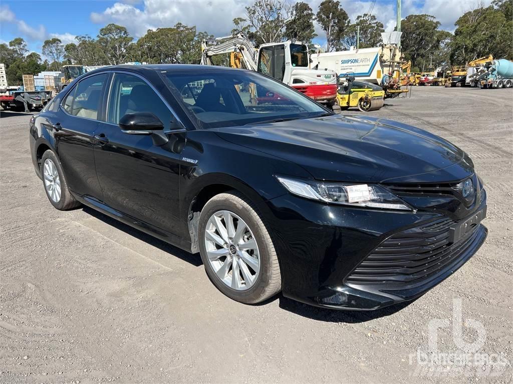 Toyota CAMRY Biler
