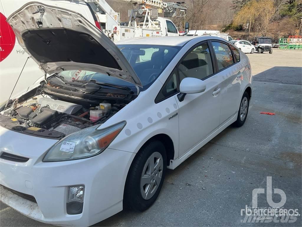 Toyota PRIUS Biler