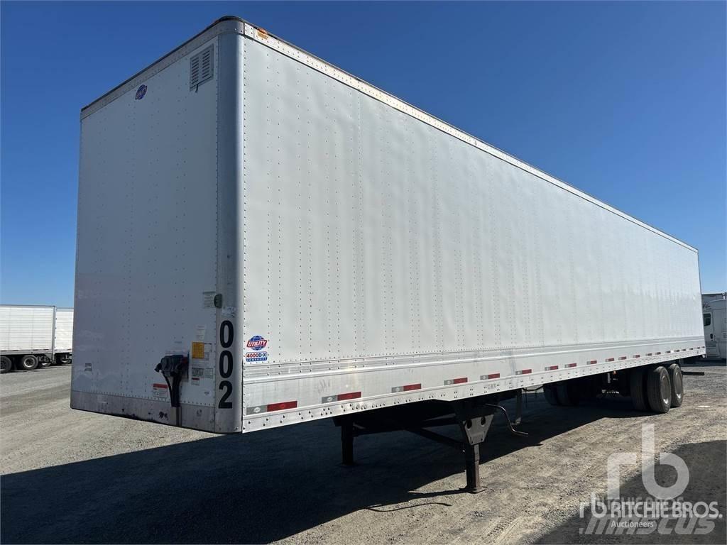 Utility VS2DX Semi-trailer med fast kasse