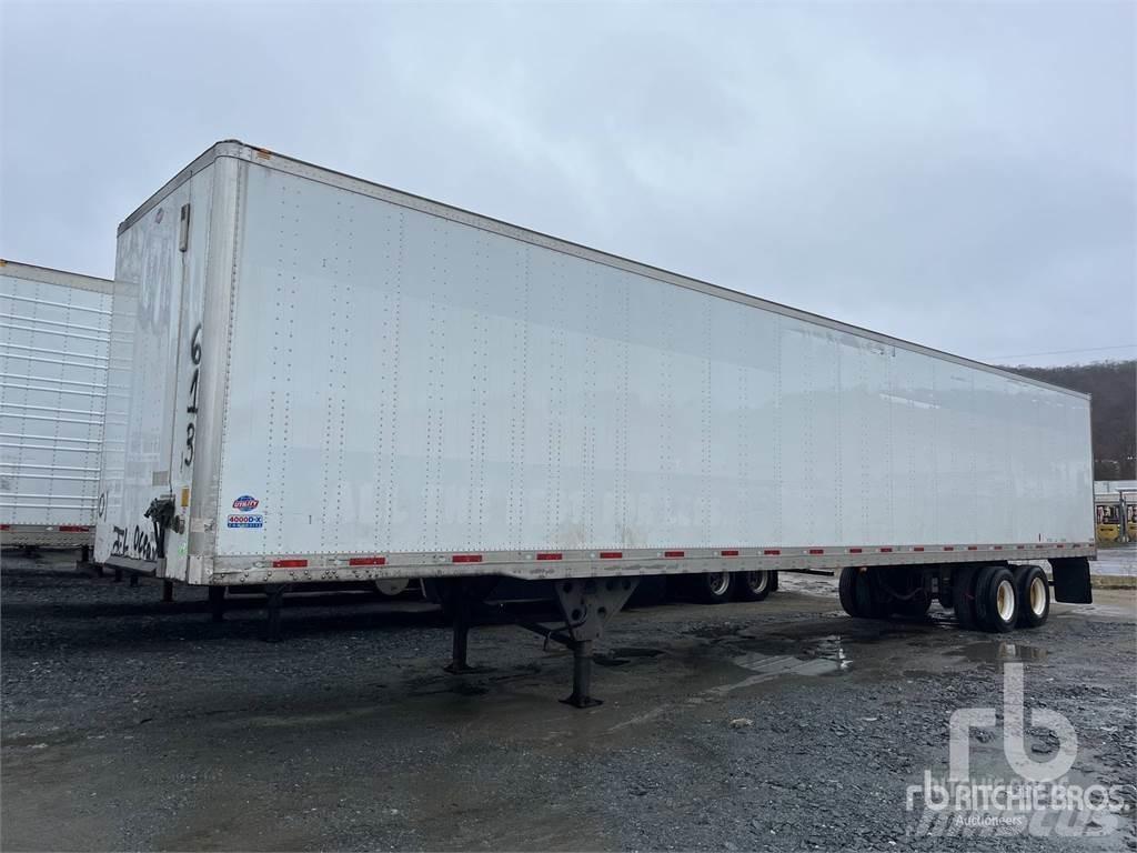 Utility VS2DX Semi-trailer med fast kasse