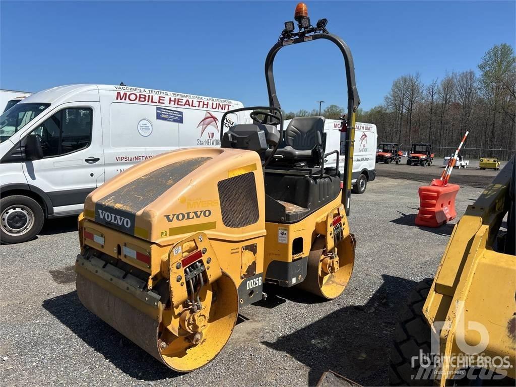 Volvo DD25B Tvilling tromle