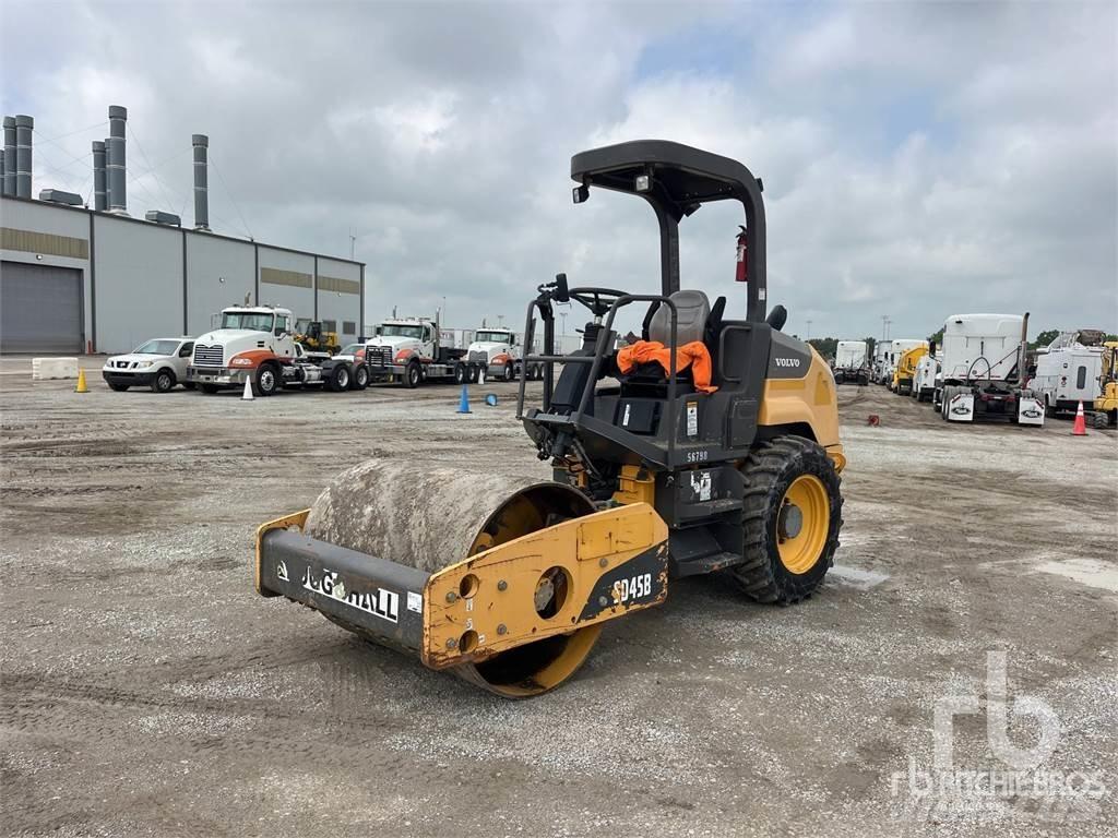 Volvo SD45B Tvilling tromle