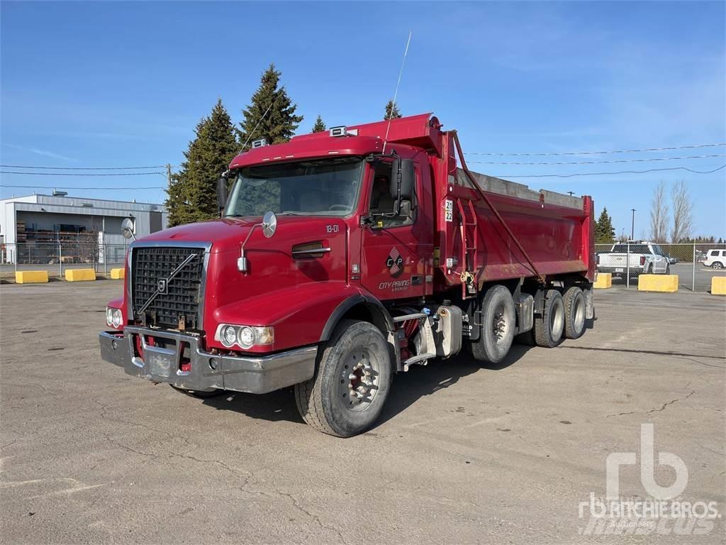Volvo VHD84B300 Lastbiler med tip