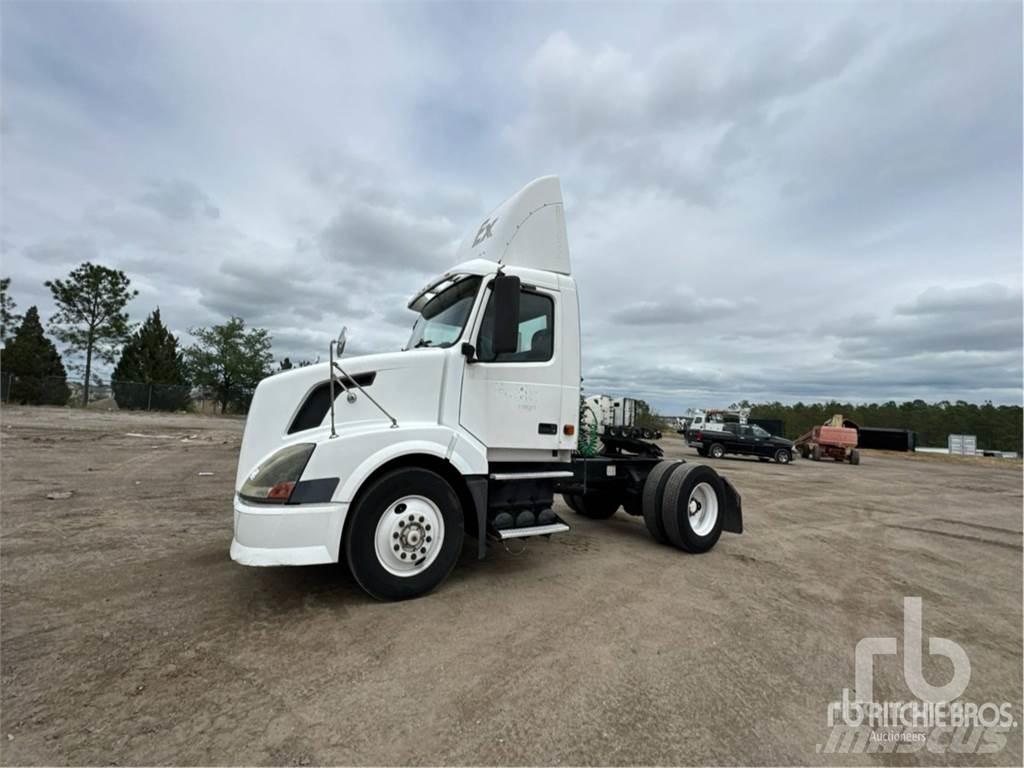 Volvo VNL300 Trækkere
