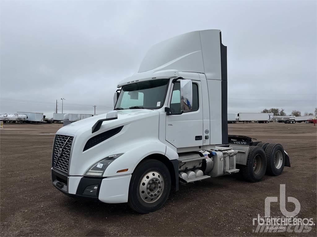 Volvo VNL62T300 Trækkere