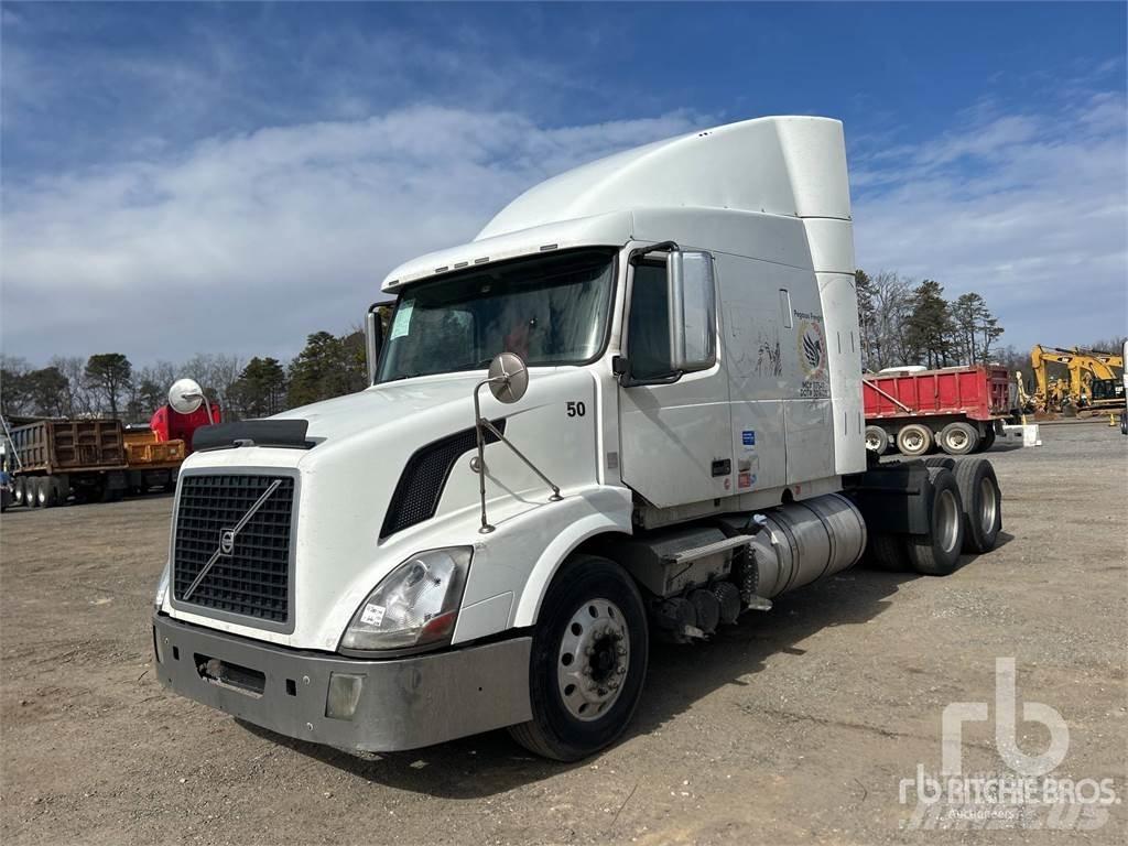 Volvo VNL630 Trækkere